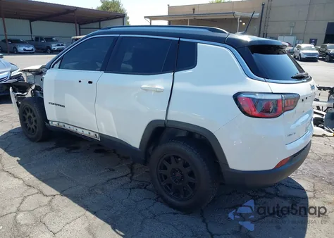 2018 Jeep Compass Limited 4X4 z USA, uszkodzony, nr VIN 3C4NJDCB7JT290510